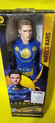Boneco Ikaris de 30 cm