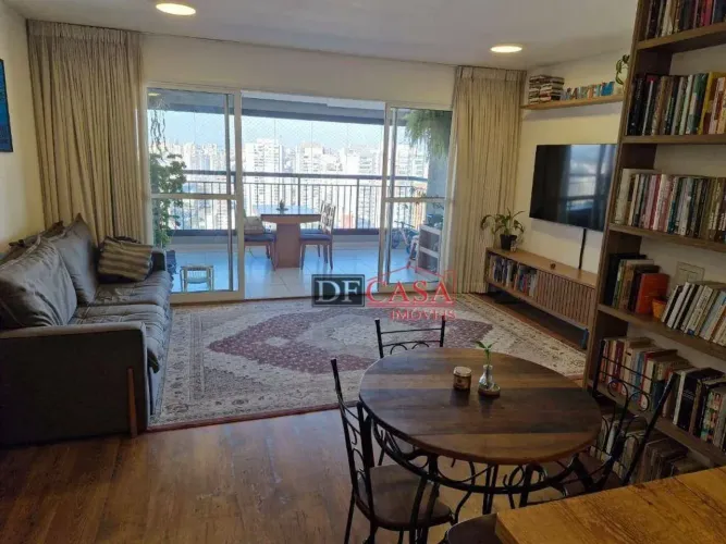 APARTAMENTO COM VARANDA GOURMET - TATUAPÉ