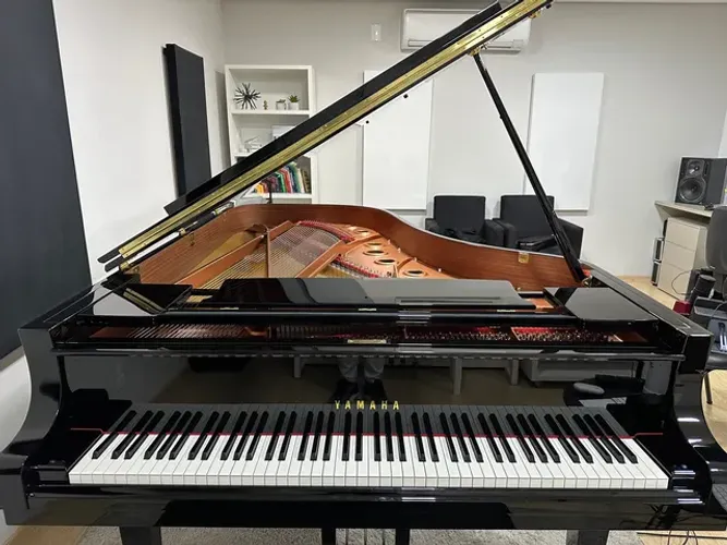 Piano de Cauda Yamaha C7X 