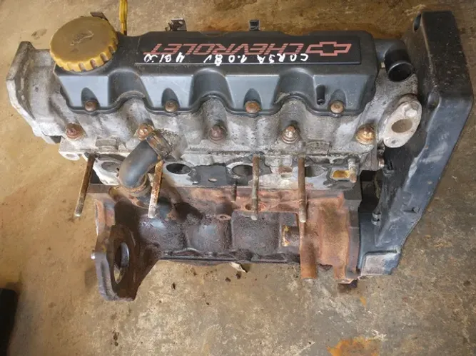 Motor parcial GM/Corsa 1.0 8v 4bico 98 base de troca 3meses de garantia 