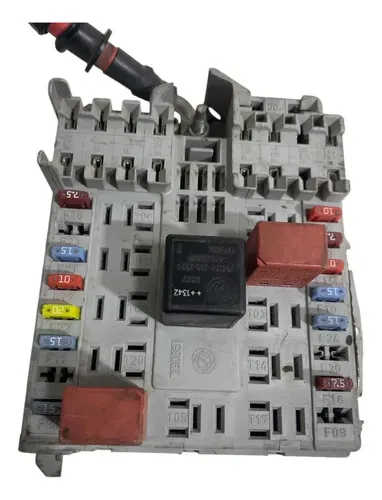 Caixa De Fusível Fiat Idea 1.8 16v 2012/2016 51884176