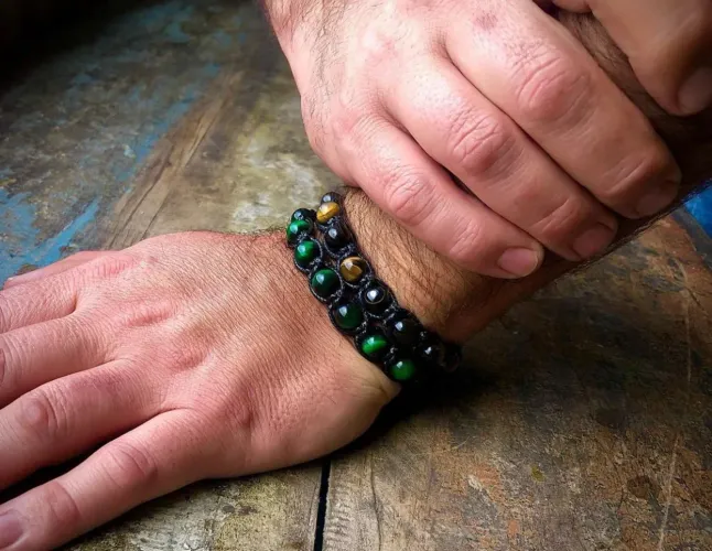 Pulseiras de pedras naturais