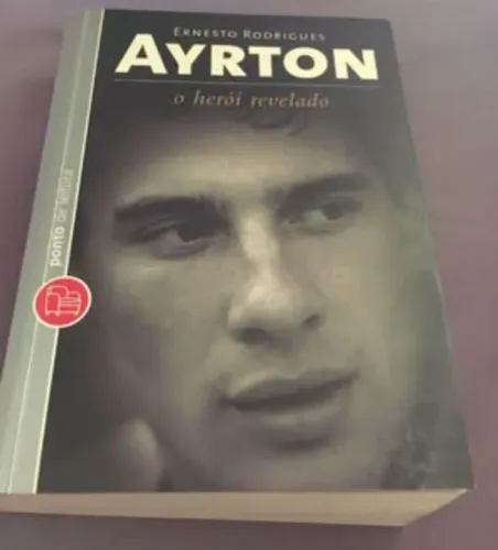 Livro Ayrton Senna com 704 paginas<br>* Novíssimo *