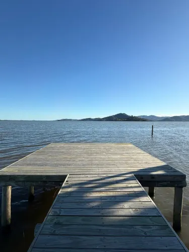 Área com fundos pra lagoa em Imbituba mirim