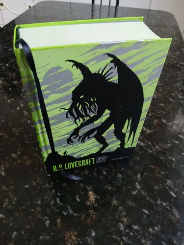 Livro H.P. Lovecraft - Grandes Contos - Capa Dura
