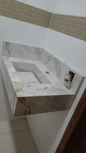 Porcelanataria disponível em vila Rica ?