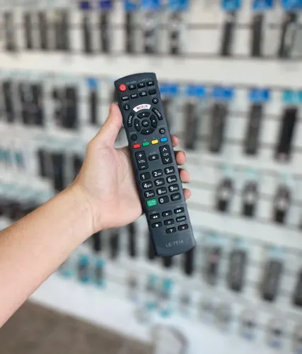 Controle Panasonic- pilhas inclusas 