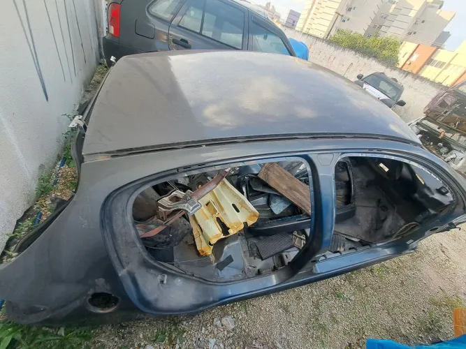 Lataria do teto peugeot 206 207 hatch