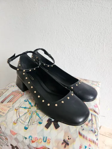 Sapato Arezzo 38 