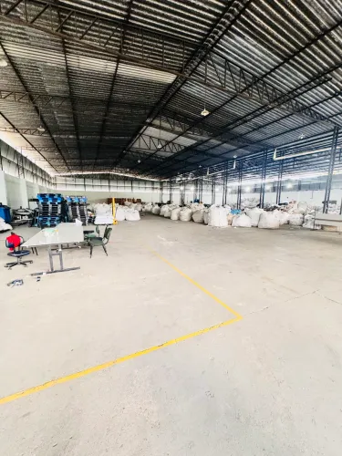 Galpao 2.300m2 armazenamento na Torquarto leia