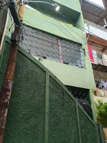 Vende-se casa no Pau Miúdo