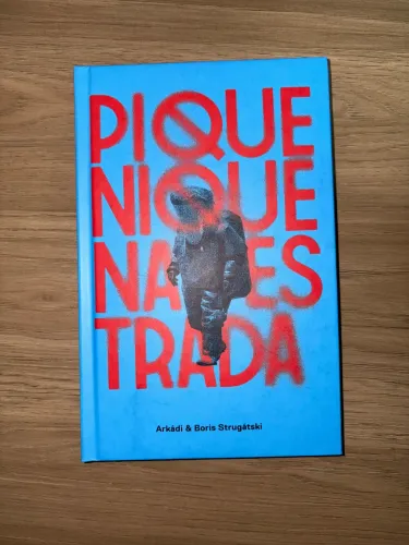 Piquinique Na Estrada - Arkadi e Boris Strugatski Livro