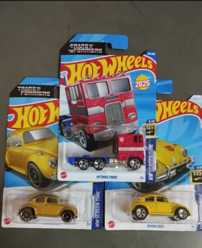 Hot Wheels Transformers Optimus Prime e Bumblebee