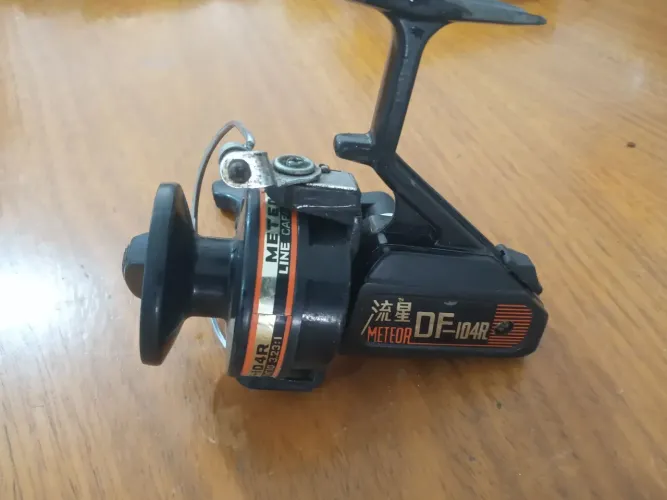 Molinete de Pesca Meteor DF-104R