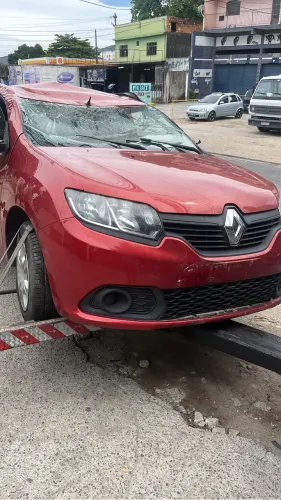F sucata Sandero 2018