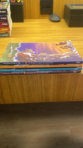 Coleção 4 livros A casa da árvore mágica  