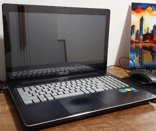 Notebook ASUS I7 RAM 8 GB Placa Vídeo 2 GB SSD 500 GB