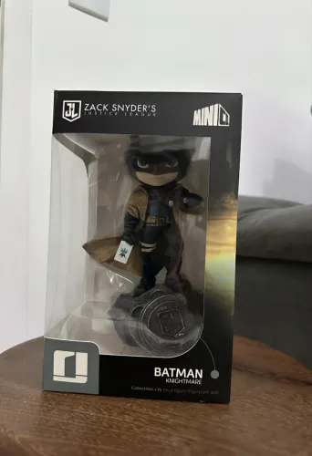 Minico batman knightmare iron studios 