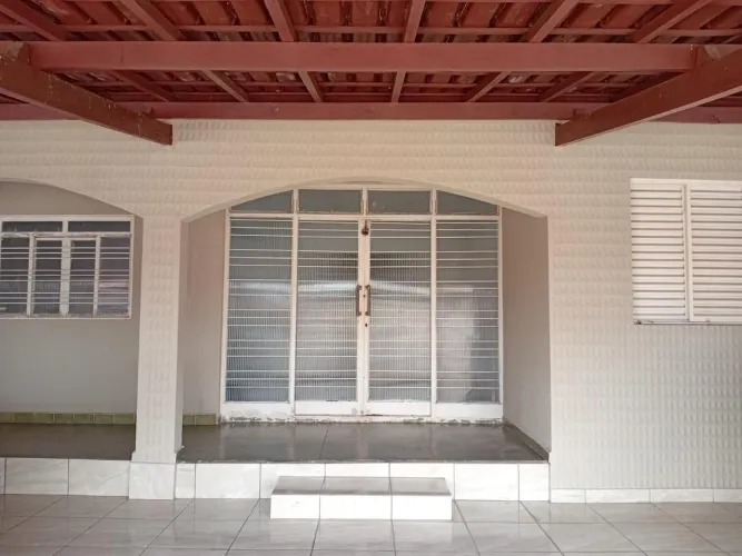 Vendo casa excelente no Setor Capuava