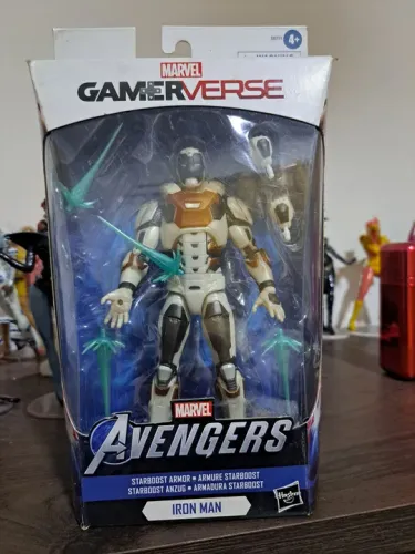 Iron Man Starboost Armor - Figura de Ação Marvel Gamerverse