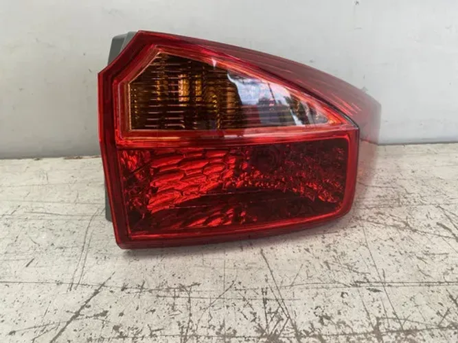 Lanterna Honda City 2014 2015 2016 23112106