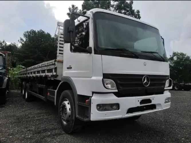 Atego 2430 2018 Carroceria 