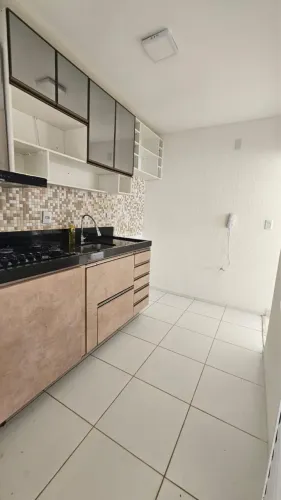 Vendo casa com terreno excedente no Riviera