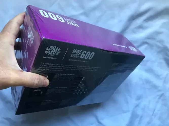Fonte Cooler Master 600W Real 80 Plus
