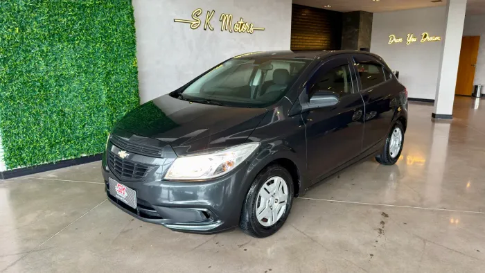 ONIX 1.0 COMPLETO CAMBIO 6 marchas