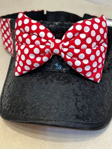 Viseira Disney da Minnie com Lantejoulas e Laço