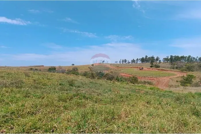 Terreno à Venda - Condomínio Parque dos Ipês