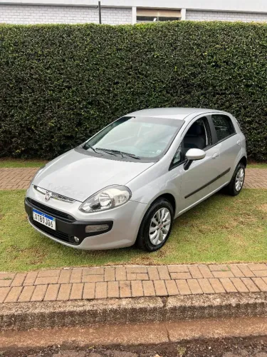 Fiat Punto Attractive 1.4 Fire Flex 8V 5P 2013