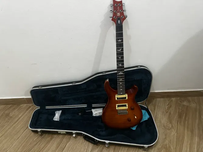 Guitara PRS SE Custom 24
