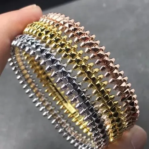 Pulseira bracelete cartier clash