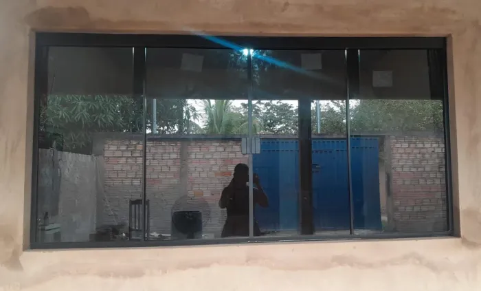 Janelão 200x100 fumê