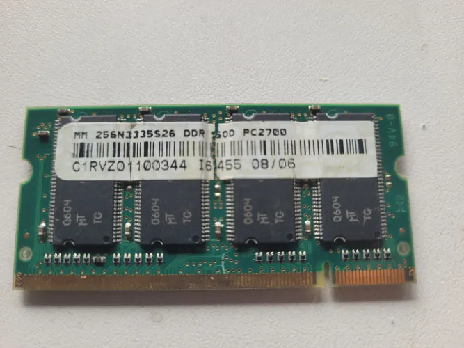 Memória RAM DDR SODIMM 256MB PC2700 itaucom