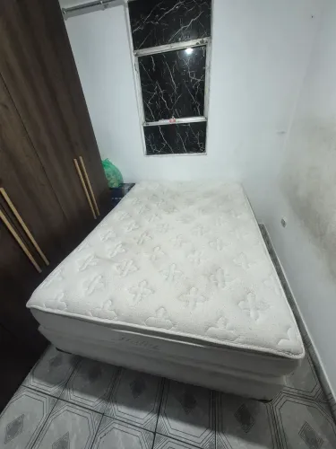 Cama Box Casal Umaflex Itália R$ 500