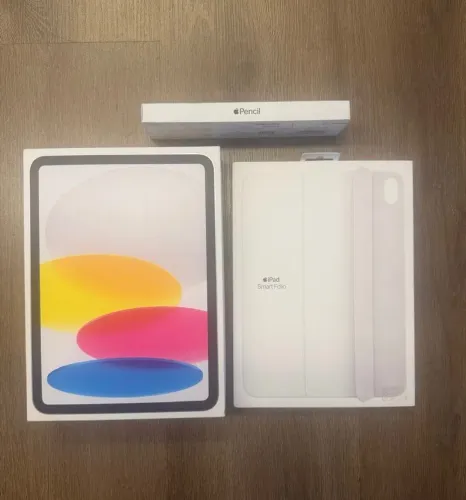 iPad A16 256GB ( Wi-Fi + Celular ) + Smart Folio e Apple Pencil originais e lacrados!