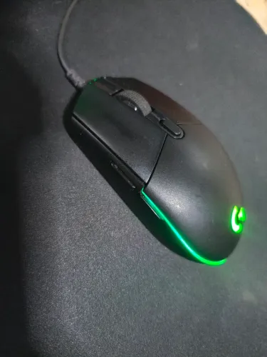 Mouse gamer Logitech G208