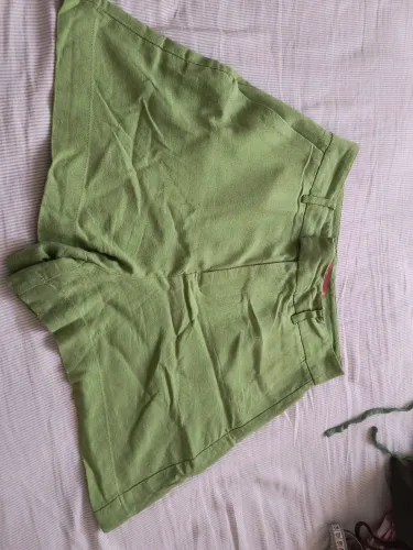 Short de linho alfaiataria 
