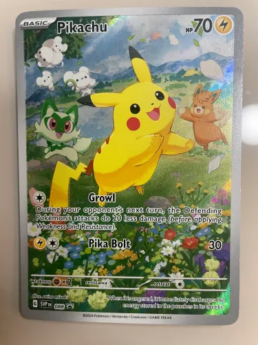 Carta Pokémon Pikachu SVP 088 Promo (Paldea Adventure Chest) - Impecável NM