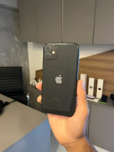 iPhone 11 64GB