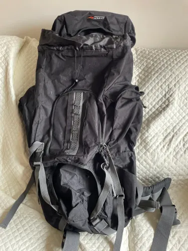 Mochilão usado 80l NTK