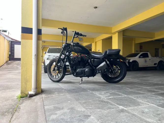 Harley Davidson Sportster Iron  XL1200N 2012 