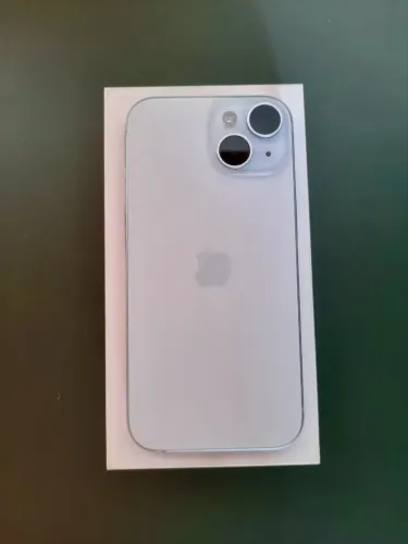 iPhone 15 256GB Branco na caixa  - R$ 3.800