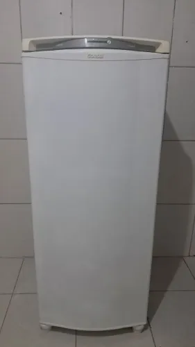 Geladeira Consul frost free uma porta, funcionando perfeitamente ((Entrego))