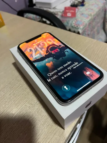 IPHONE 11 (64 GB) 
