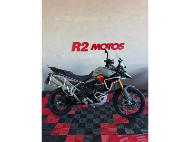 Triumph Tiger 900 Desert Edition 2026 0KM