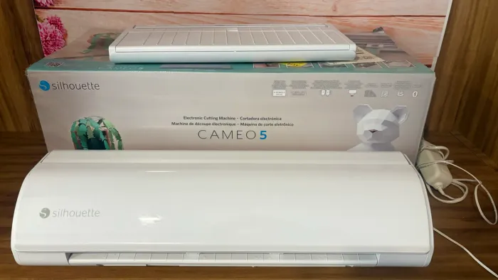 Silhouette Cameo 5