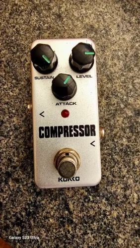 Pedais equalizador. Compressor. Muito novos 